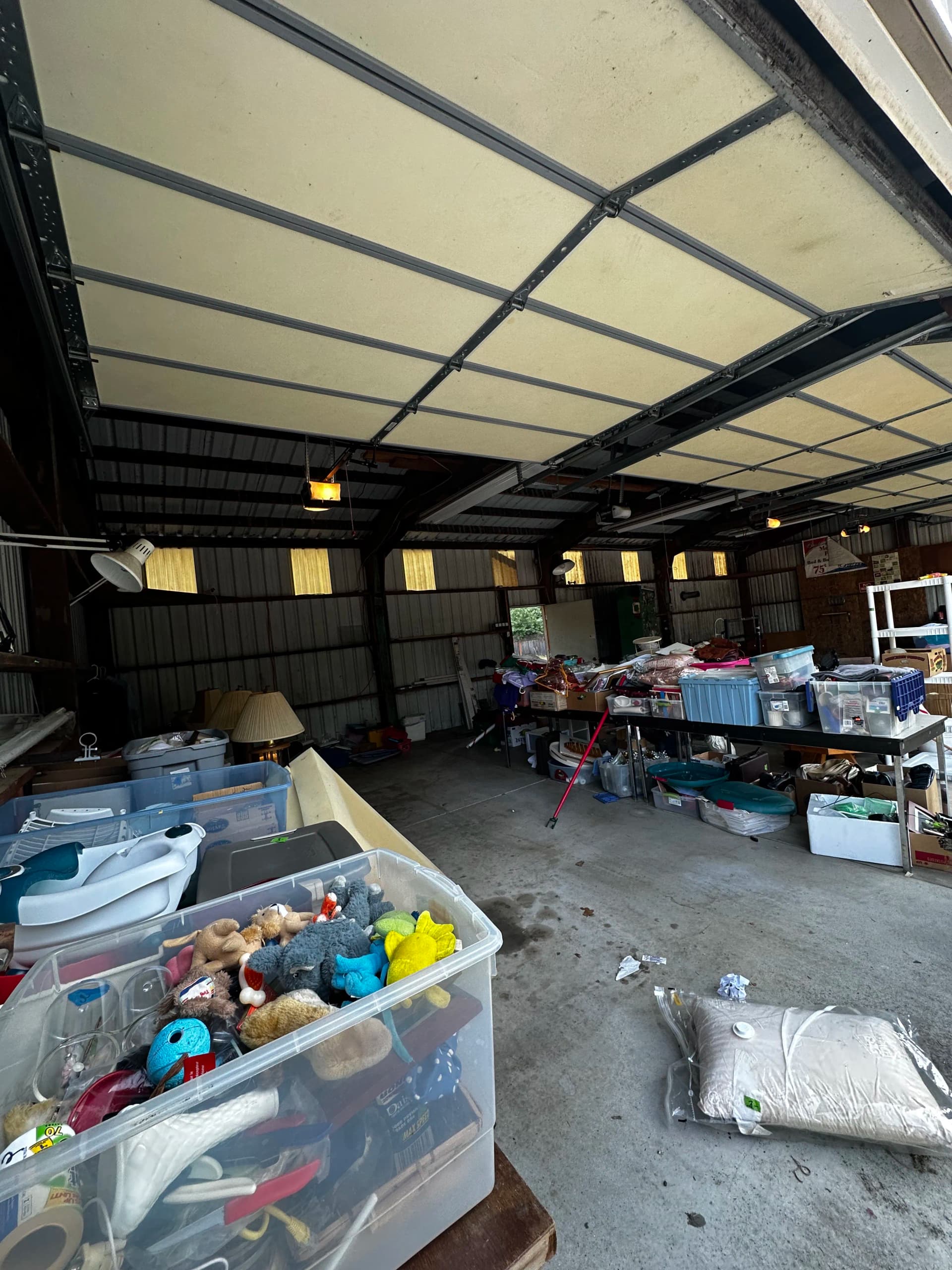 Gallery photos for Estate Sale Cleanup Done Right in Sweet Home: Image #2