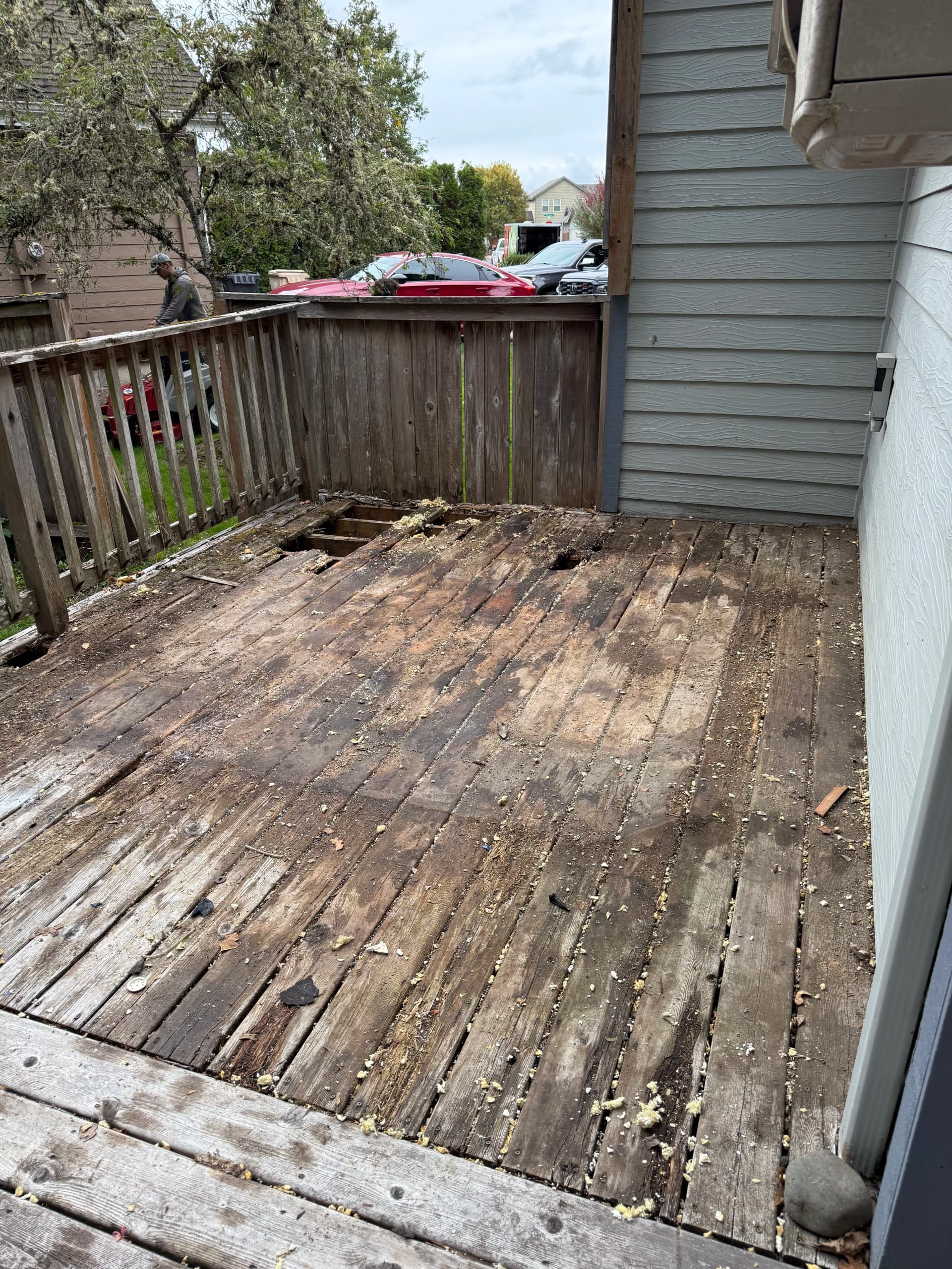 Gallery photos for Hot Tub Removal From an Elevated Deck in Albany: Image #1