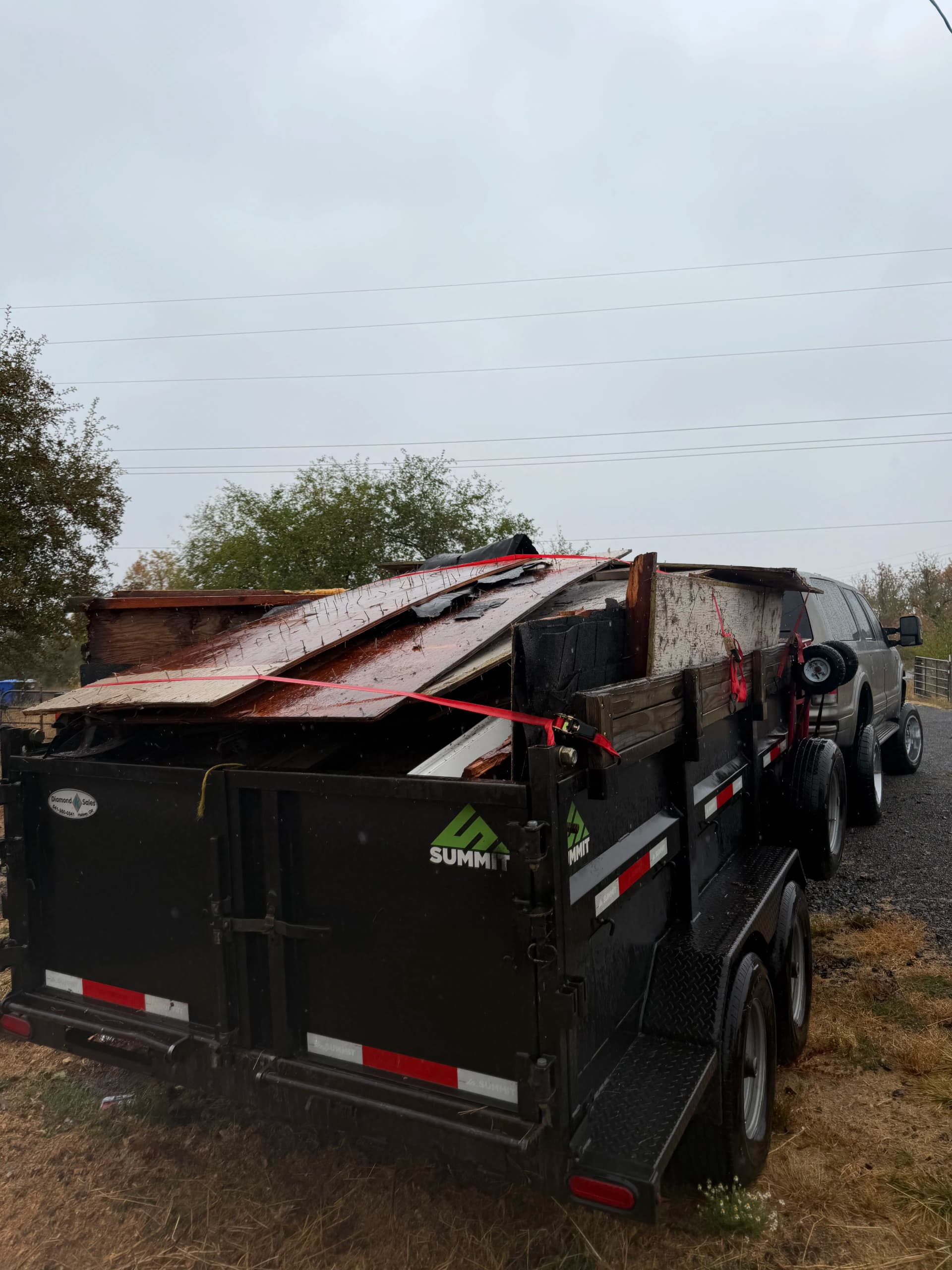 Gallery photos for Collapsed Shed Debris Removal in Scio Oregon: Image #2