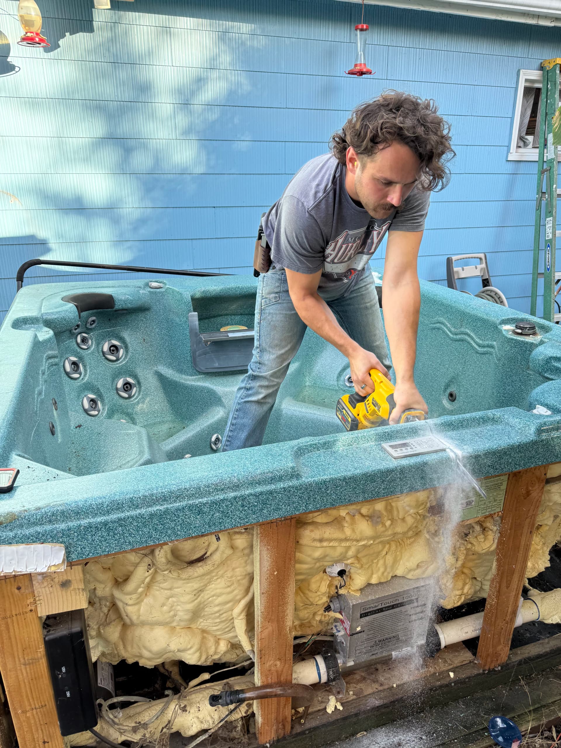Gallery photos for How We Break Down and Haul Away an Old Hot Tub: Image #1