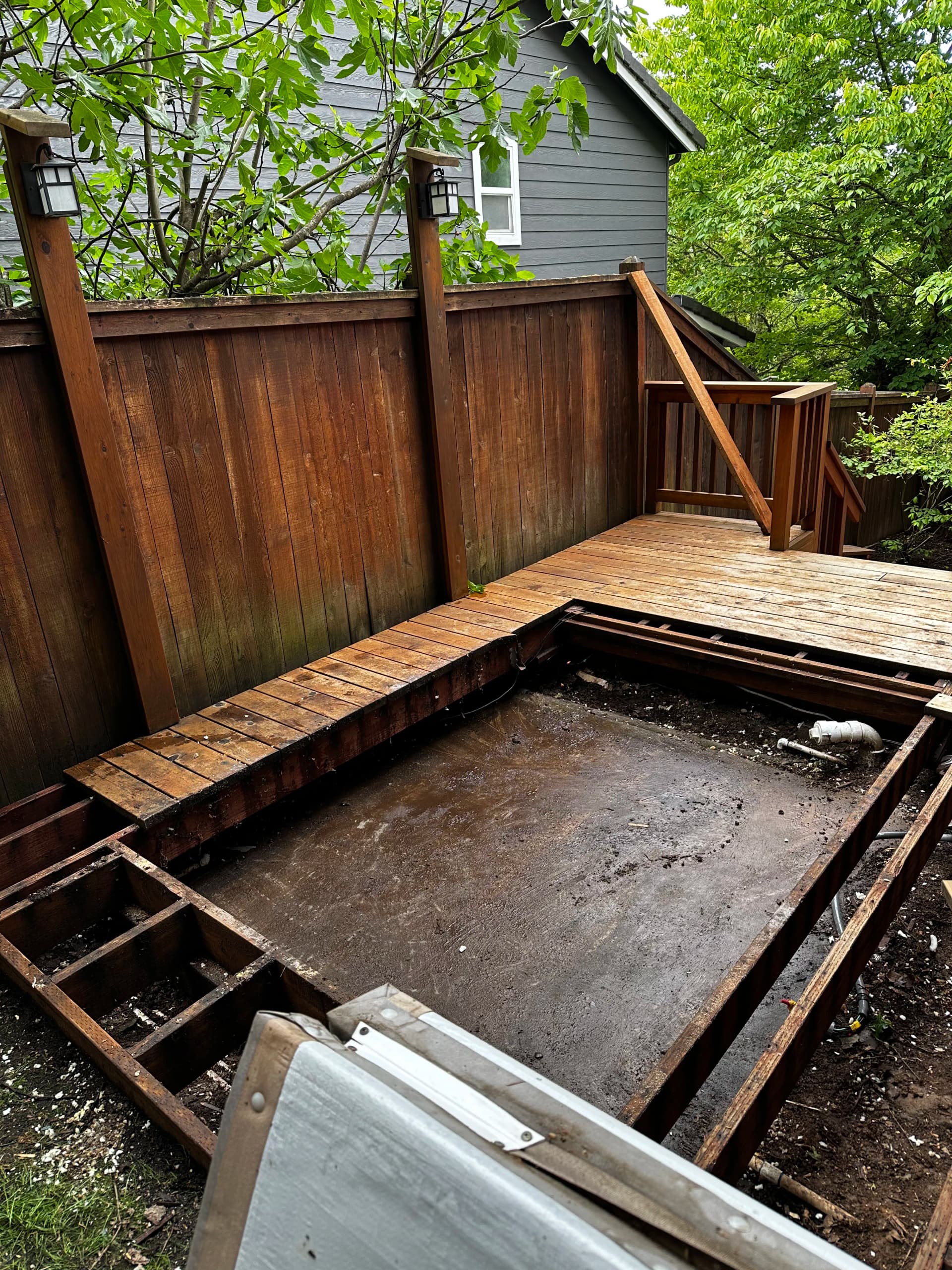 Gallery photos for Hot Tub Removal From a Eugene Backyard Deck: Image #2